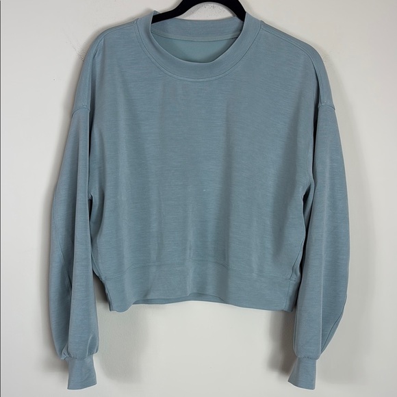 Lululemon Perfectly Oversized Cropped Crew French Terry‎ Sweatshirt in SeaFoam 6 - Picture 1 of 5